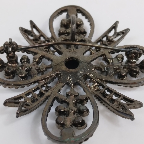 Black Maltese Cross Brooch Pin or Pendant Vintage - Picture 6 of 8